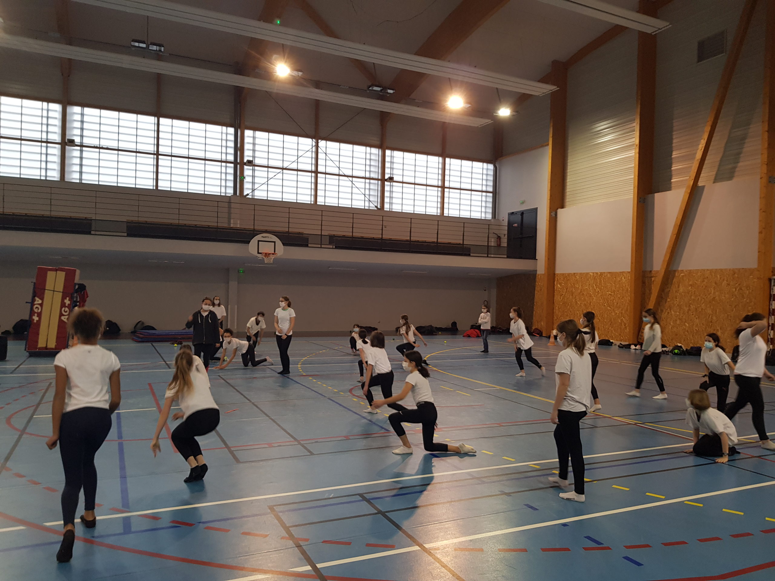 Représentation EPI 5ème cirque et danse – Semestre 1 – Année 2020/2021