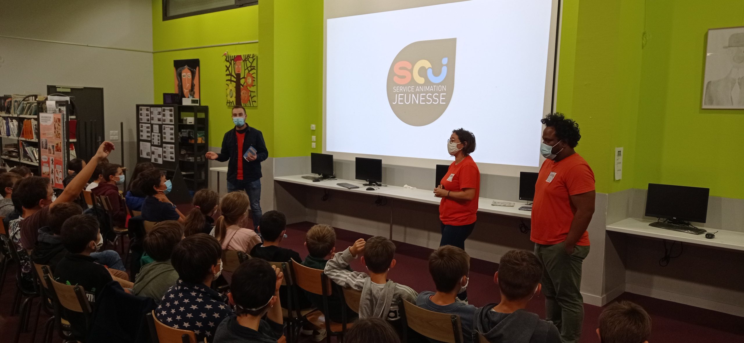 Présentation du service jeunesse auprès de nos sixièmes