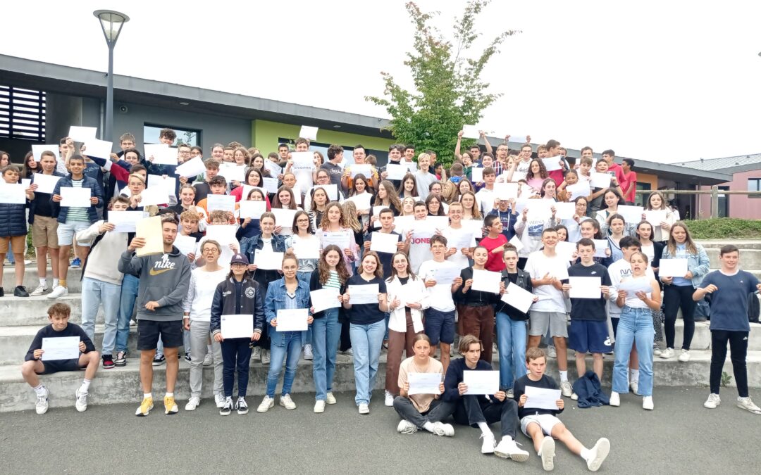 Remise des diplômes du PSC1 pour les 4è