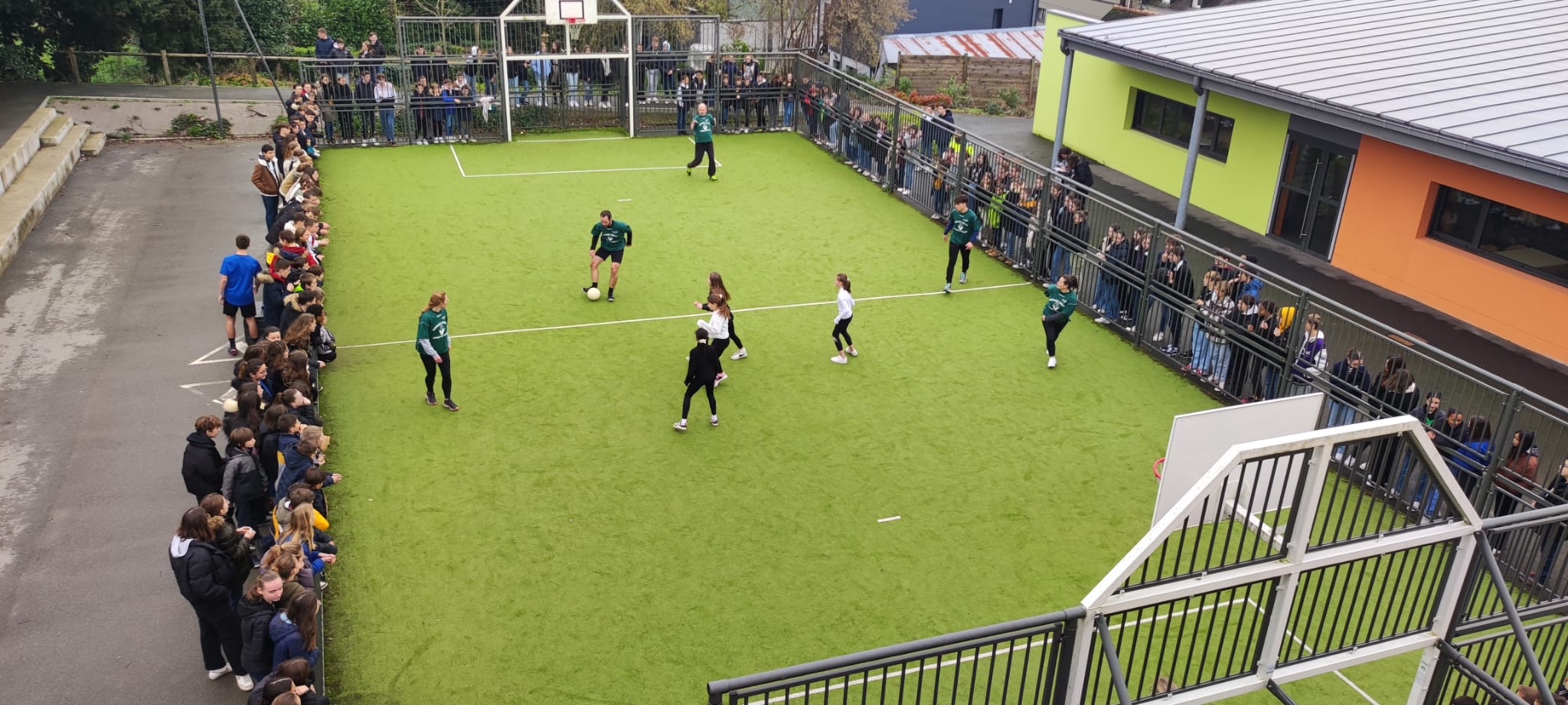 Finales du tournoi de football sem1