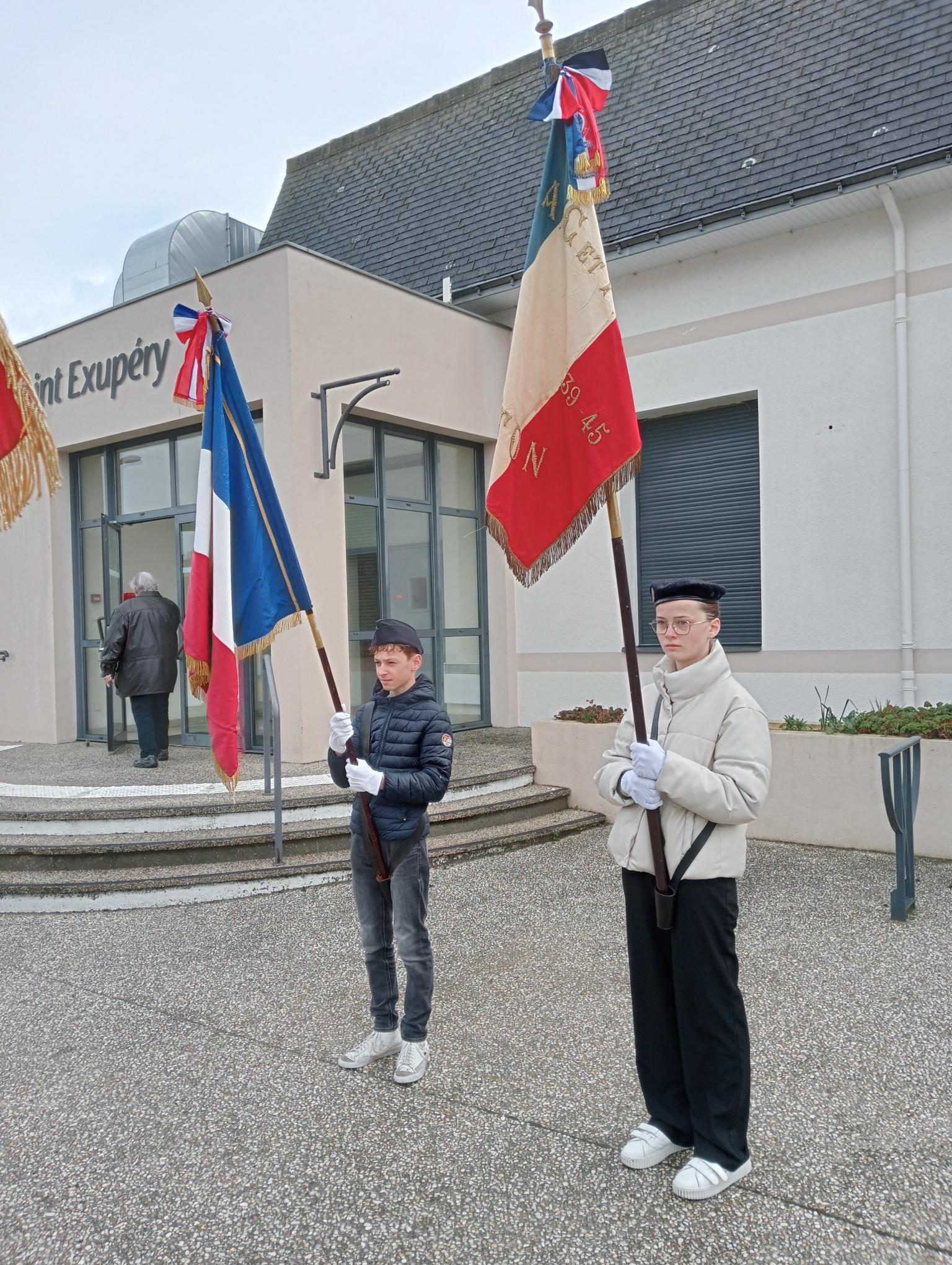 Cérémonie du souvenir à Cossé le Vivien