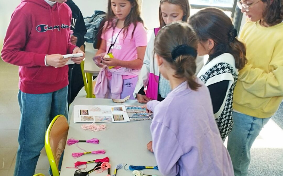 Atelier “bracelets brésiliens” sur le temps du midi tous les vendredis