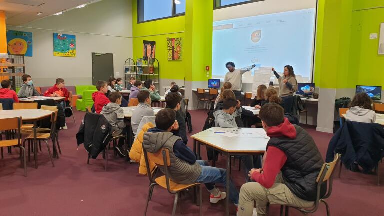 Intervention Prévention Réseaux sociaux sur le niveau 5è par le service jeunesse du Pays de Craon